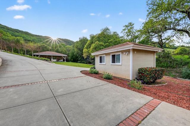 12000 Heritage Way, Gilroy, CA 95020