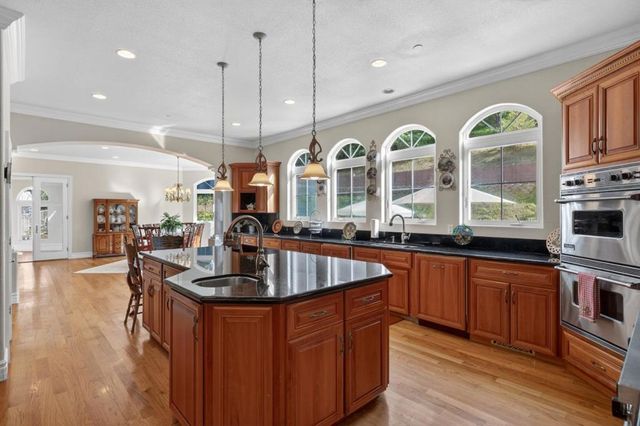 12000 Heritage Way, Gilroy, CA 95020