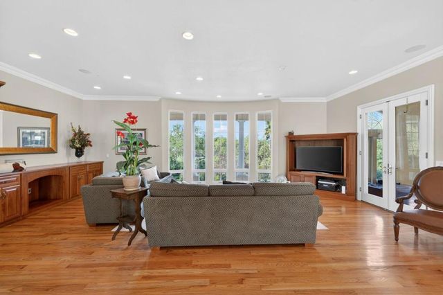 12000 Heritage Way, Gilroy, CA 95020