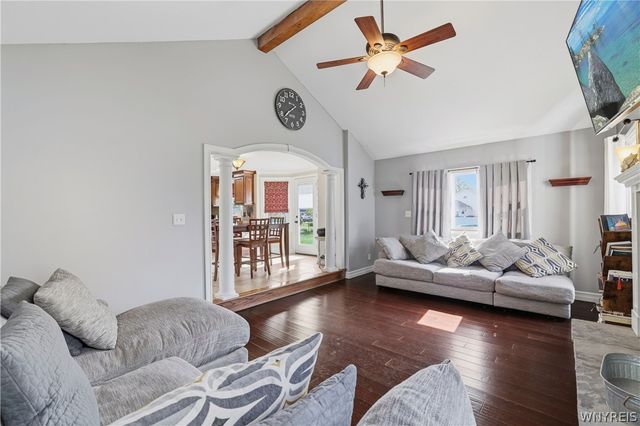 7224 Winbert Drive, Wheatfield, NY 14120