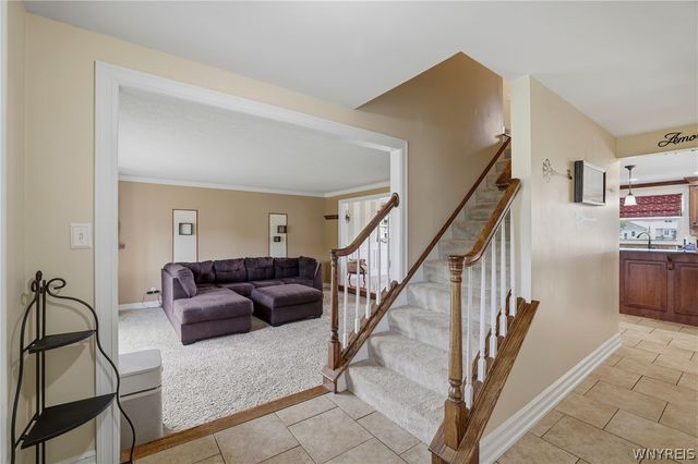 7224 Winbert Drive, Wheatfield, NY 14120