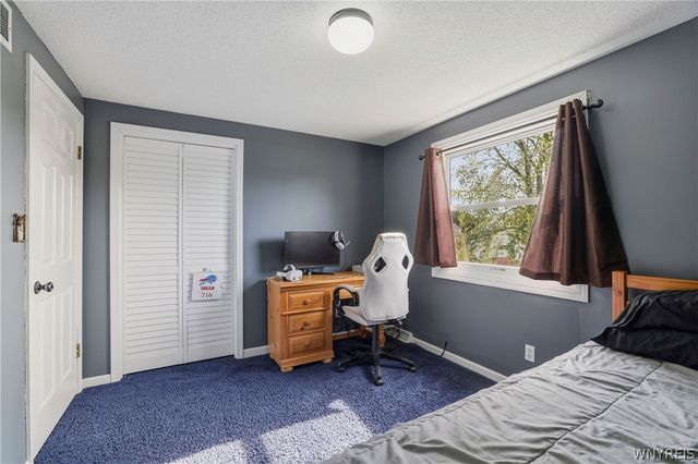 7224 Winbert Drive, Wheatfield, NY 14120