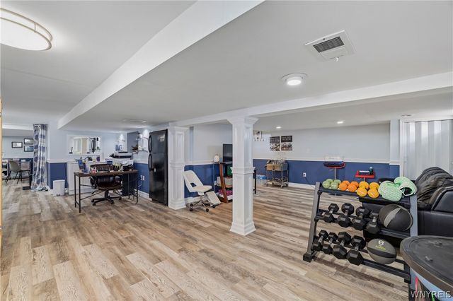 7224 Winbert Drive, Wheatfield, NY 14120