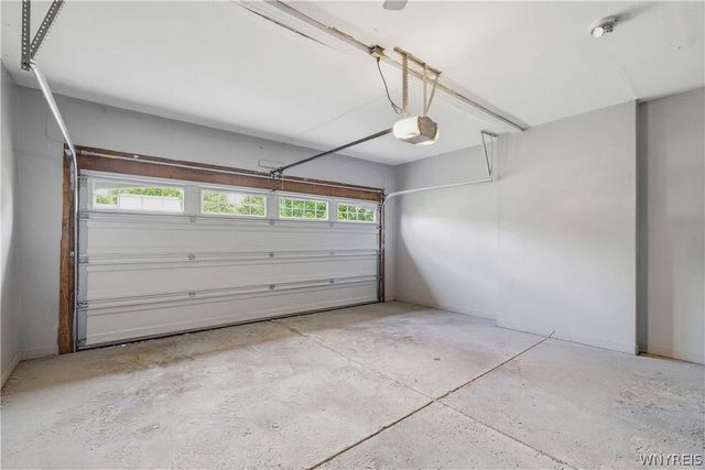 7224 Winbert Drive, Wheatfield, NY 14120