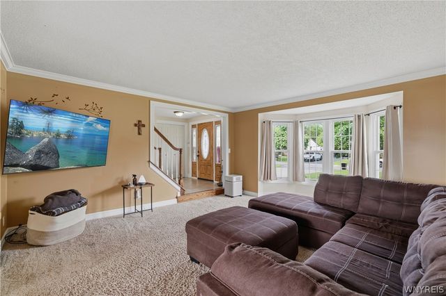 7224 Winbert Drive, Wheatfield, NY 14120