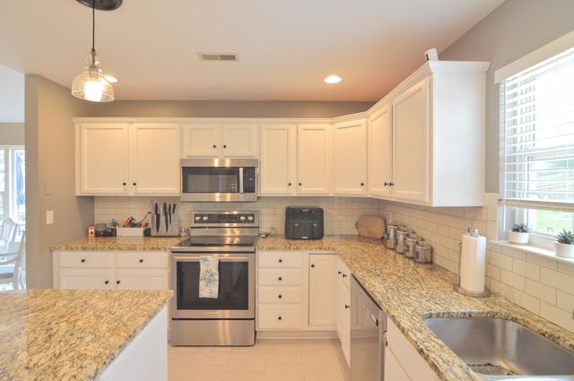 2257 Treetop Lane, Hebron, KY 41048