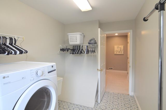 2257 Treetop Lane, Hebron, KY 41048