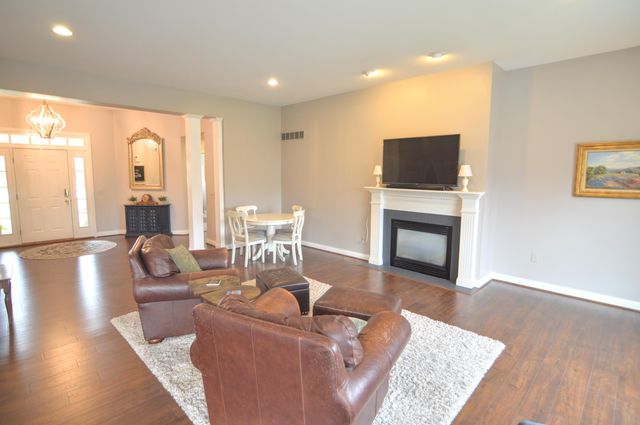 2257 Treetop Lane, Hebron, KY 41048