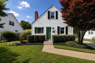 2799 Brandon Road, Upper Arlington, OH 43221