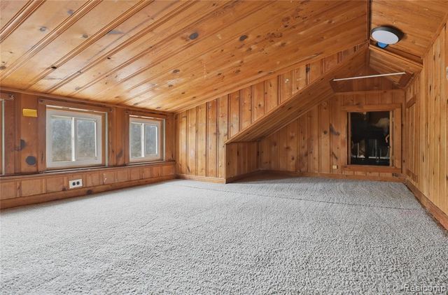7268 Chalmers Avenue, Warren, MI 48091