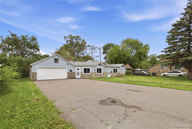 7268 Chalmers Avenue, Warren, MI 48091