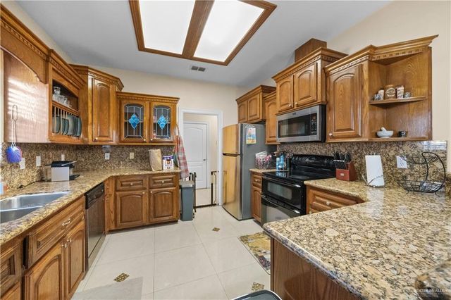 9103 N 26th Lane, Mcallen, TX 78504