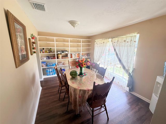 10718 Plainfield Street, Houston, TX 77031