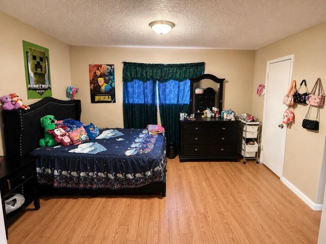 10718 Plainfield Street, Houston, TX 77031