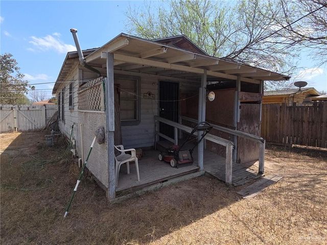 126 S Canal Avenue, Mission, TX 78572