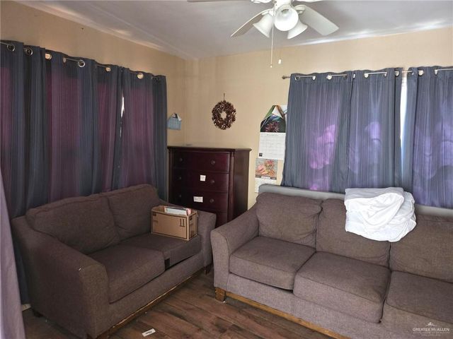 126 S Canal Avenue, Mission, TX 78572