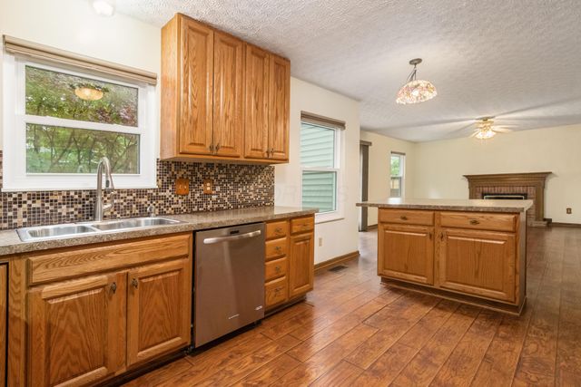 880 Glen Rock Drive, Westerville, OH 43081