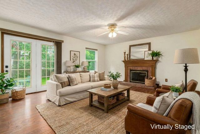 880 Glen Rock Drive, Westerville, OH 43081