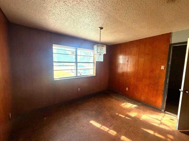 1814 SE 14th Street, Grand Prairie, TX 75051