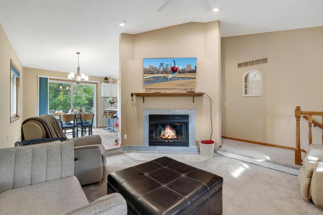 19353 Eureka Court, Farmington, MN 55024