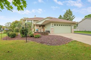 19353 Eureka Court, Farmington, MN 55024