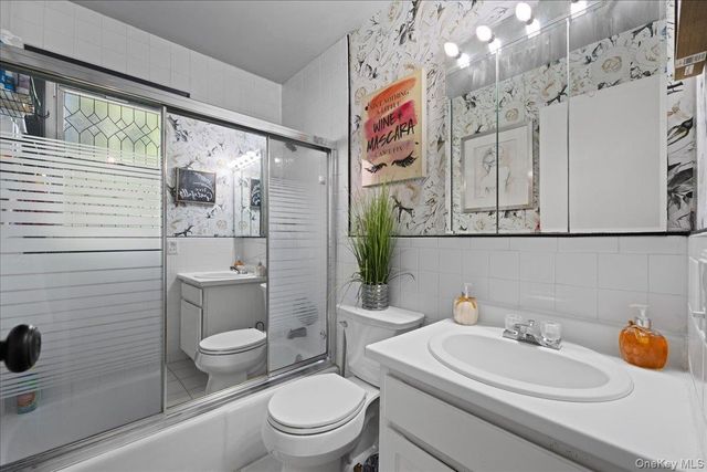 20 Bon Aire Circle 605, Suffern, NY 10901