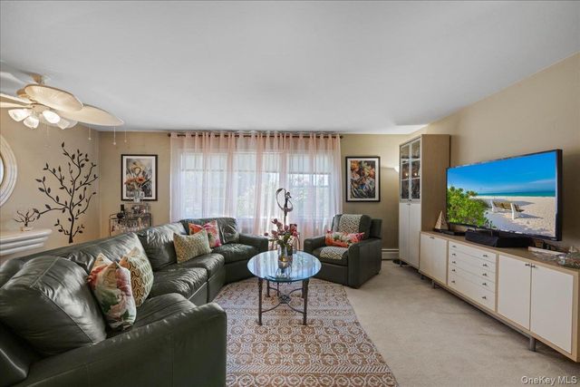 20 Bon Aire Circle 605, Suffern, NY 10901