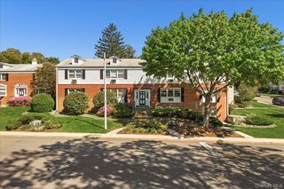 20 Bon Aire Circle 605, Suffern, NY 10901