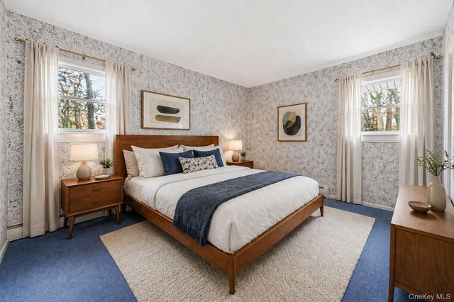 7 Carriage Court, Dix Hills, NY 11746