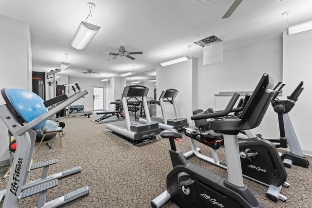 6301 N Sheridan Road 11R, Chicago, IL 60660