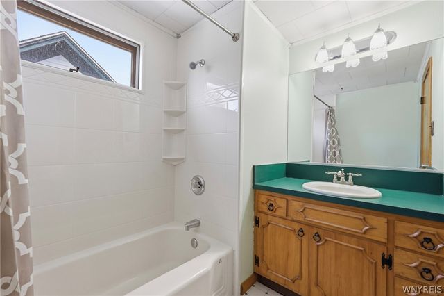 228 Jackson Avenue, North Tonawanda, NY 14120