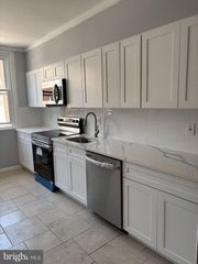 5904 ALMA ST, Philadelphia, PA 19149