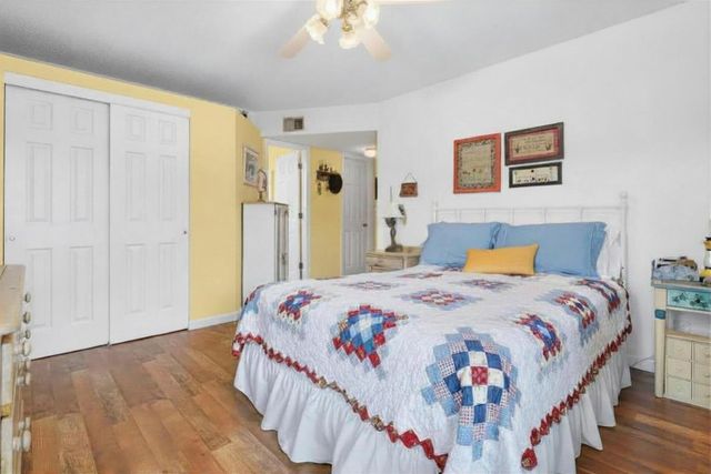 2150 Clearwater Dr Apt E, Surfside Beach, SC 29575