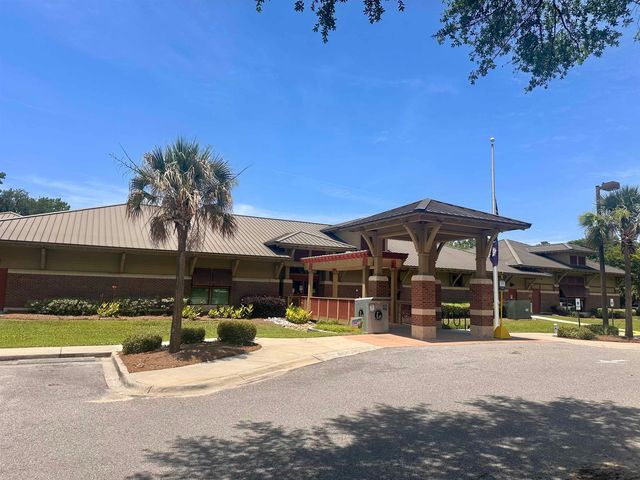 2150 Clearwater Dr Apt E, Surfside Beach, SC 29575