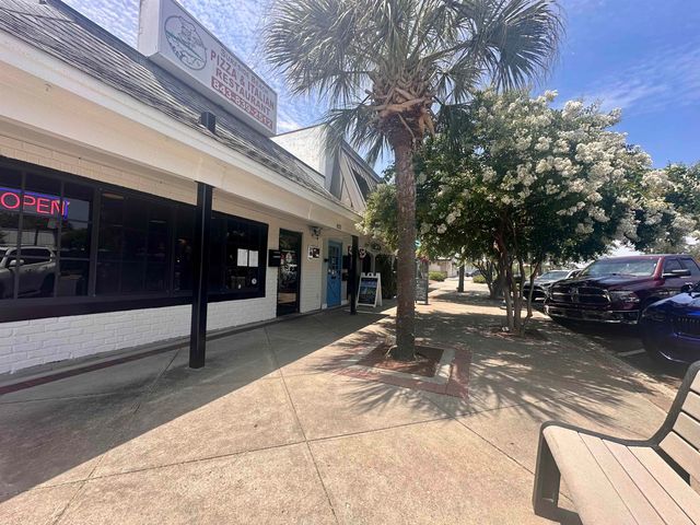 2150 Clearwater Dr Apt E, Surfside Beach, SC 29575