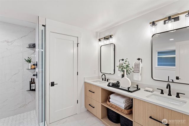 11222 115th Place NE, Kirkland, WA 98033