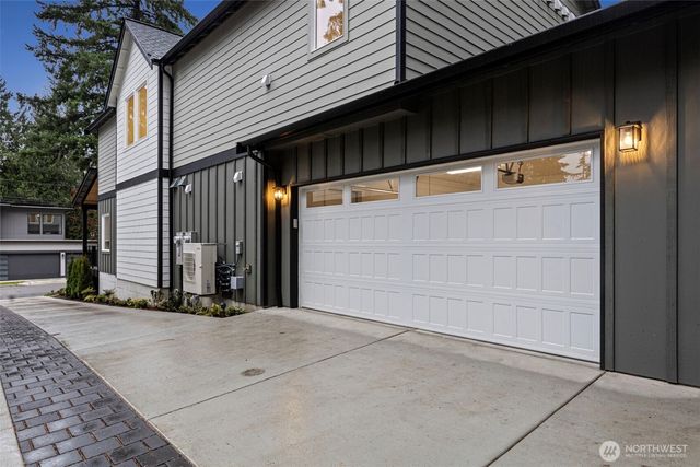 11222 115th Place NE, Kirkland, WA 98033