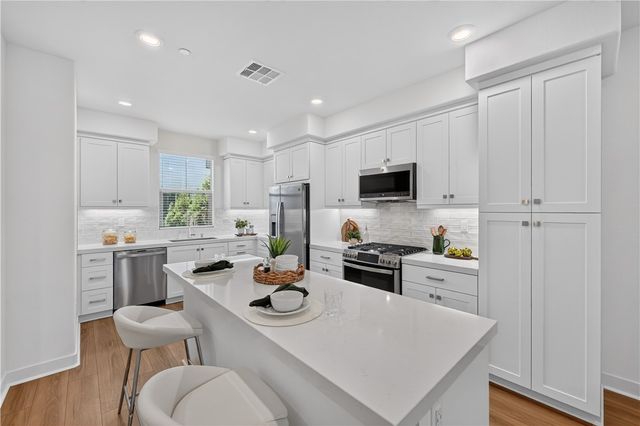 130 Yearling Way, Rancho Mission Viejo, CA 92694