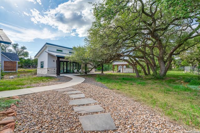 316 Prairie Tea Ln, Canyon Lake, TX 78133