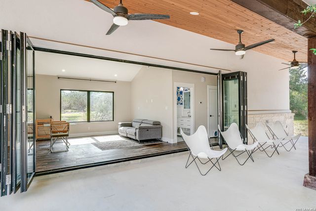 316 Prairie Tea Ln, Canyon Lake, TX 78133