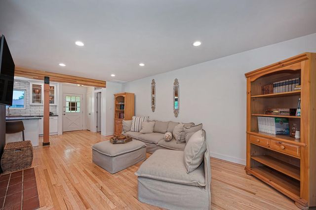 3413 Gabilan Way, Sacramento, CA 95821
