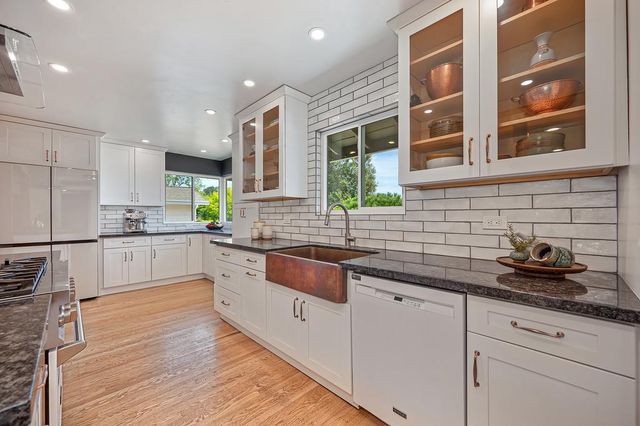 3413 Gabilan Way, Sacramento, CA 95821