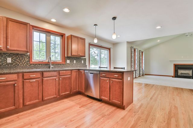 14 Ames Road, Brookline, NH 03033