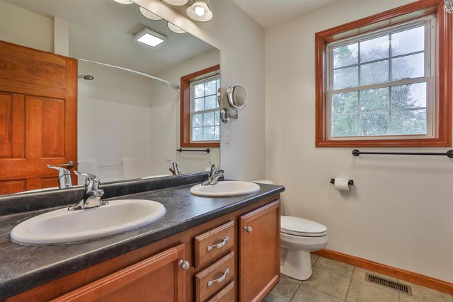 14 Ames Road, Brookline, NH 03033