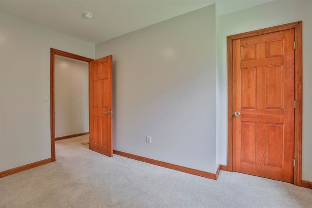 14 Ames Road, Brookline, NH 03033