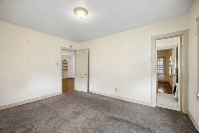 106 N Briscoe Boulevard, Dallas, TX 75211