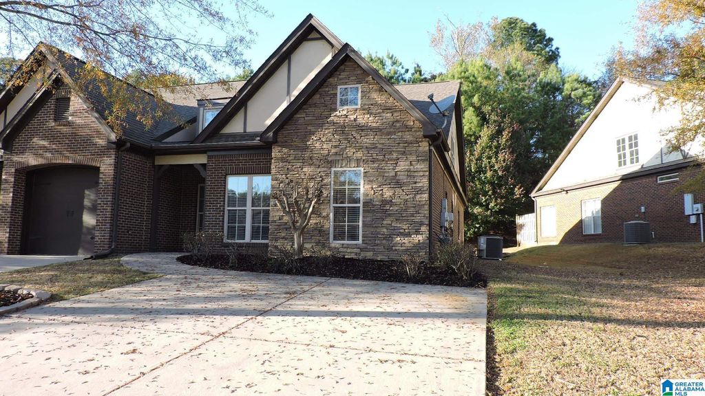 136 SINGAPORE CIRCLE, Birmingham, AL 35211