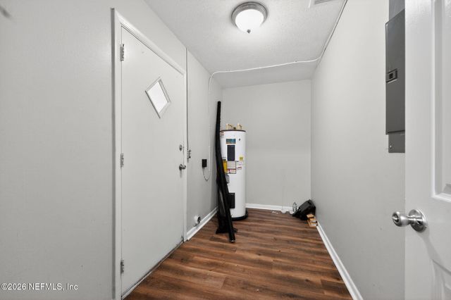 8609 OAK LEAF Road, Jacksonville, FL 32208