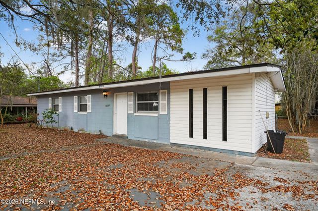 8609 OAK LEAF Road, Jacksonville, FL 32208