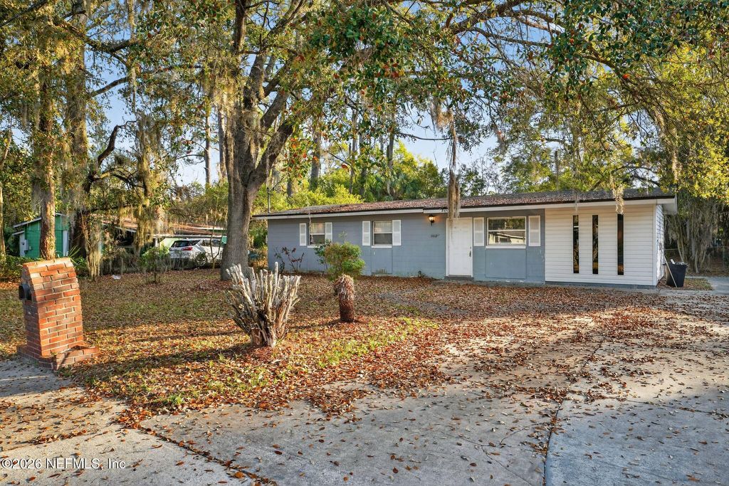 8609 OAK LEAF Road, Jacksonville, FL 32208